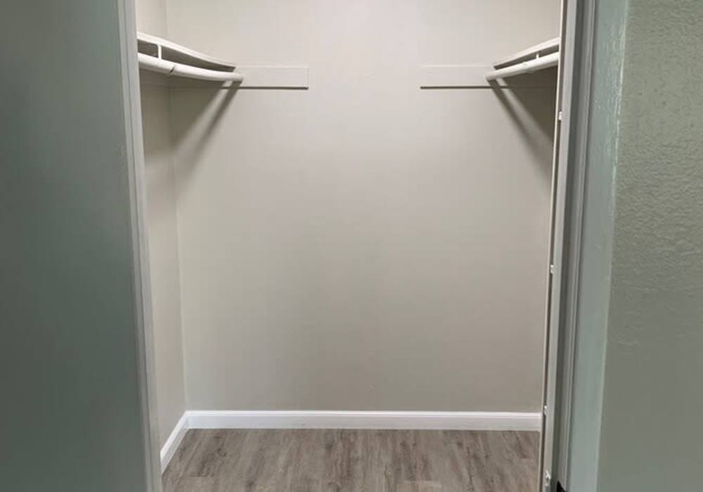 Closets at Oak Hill in Escondido, California