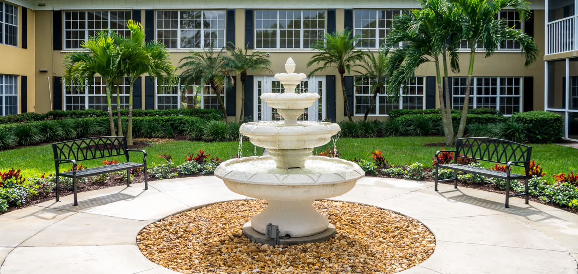 Senior living at Grand Villa of Delray West in Florida