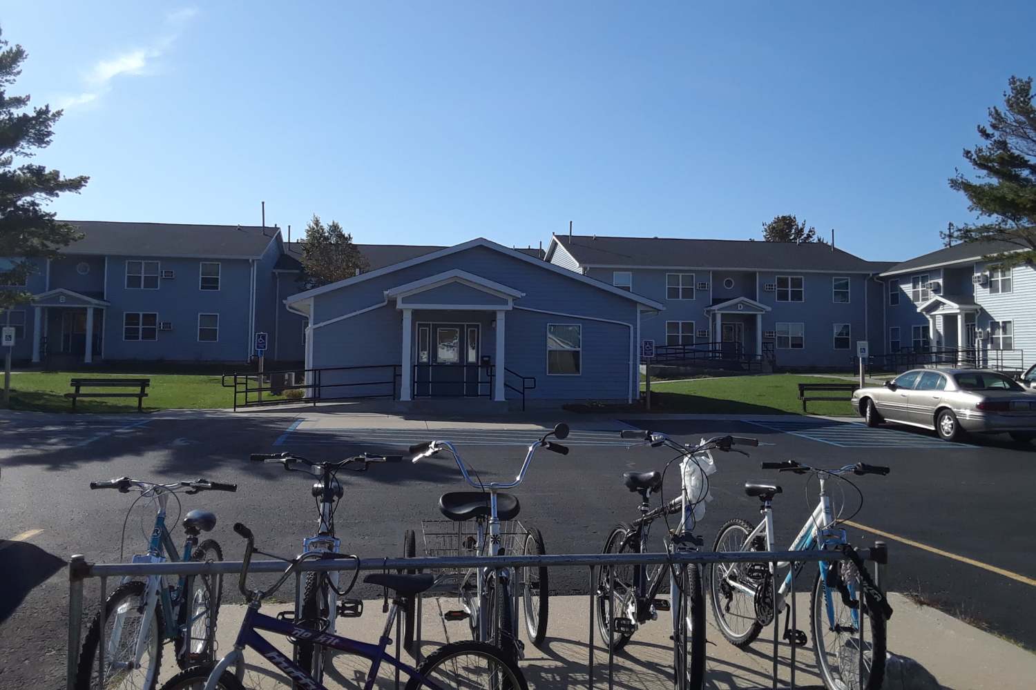 Exterior of the building at Copper Hills Apartments in Houghton, Michigan