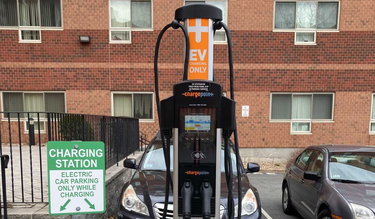 Electric Car Charging Stations: Conveniently charge your electric vehicle on-site.