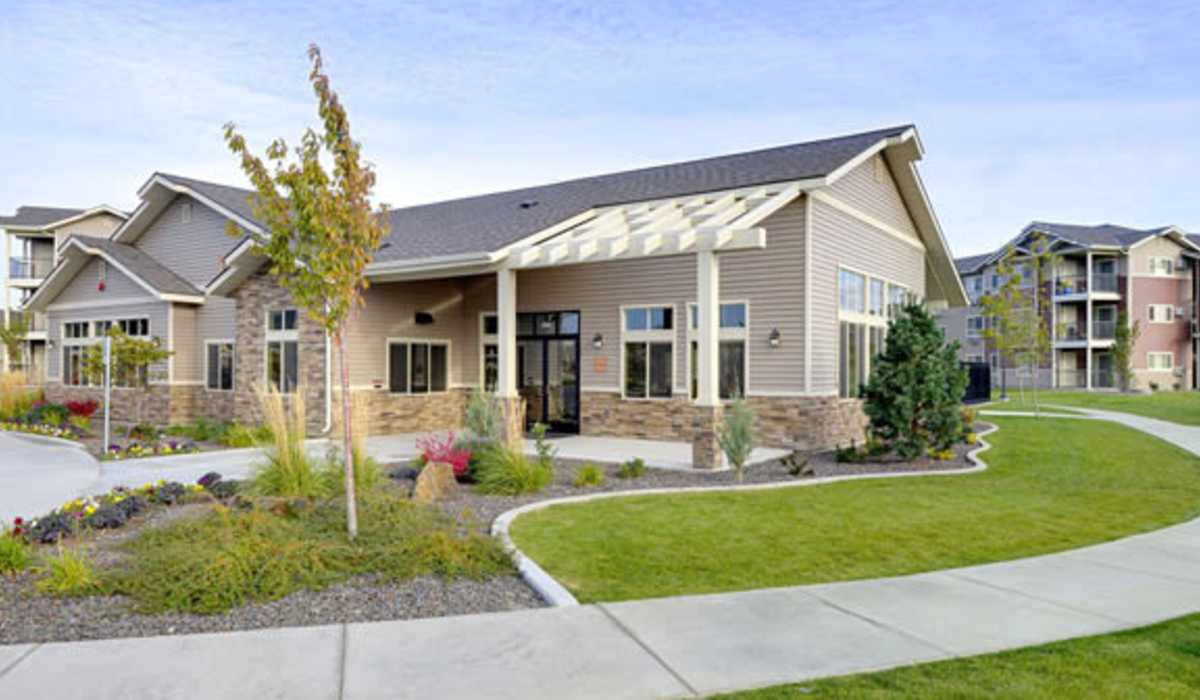 Exterior of the clubhouse at Copper Steppe in Parker, Colorado