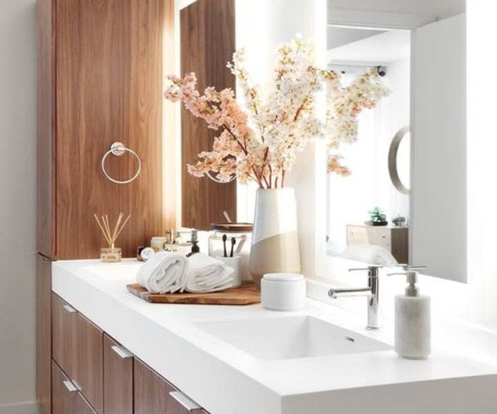 Bright bathroom at Ardan in Dallas, Texas