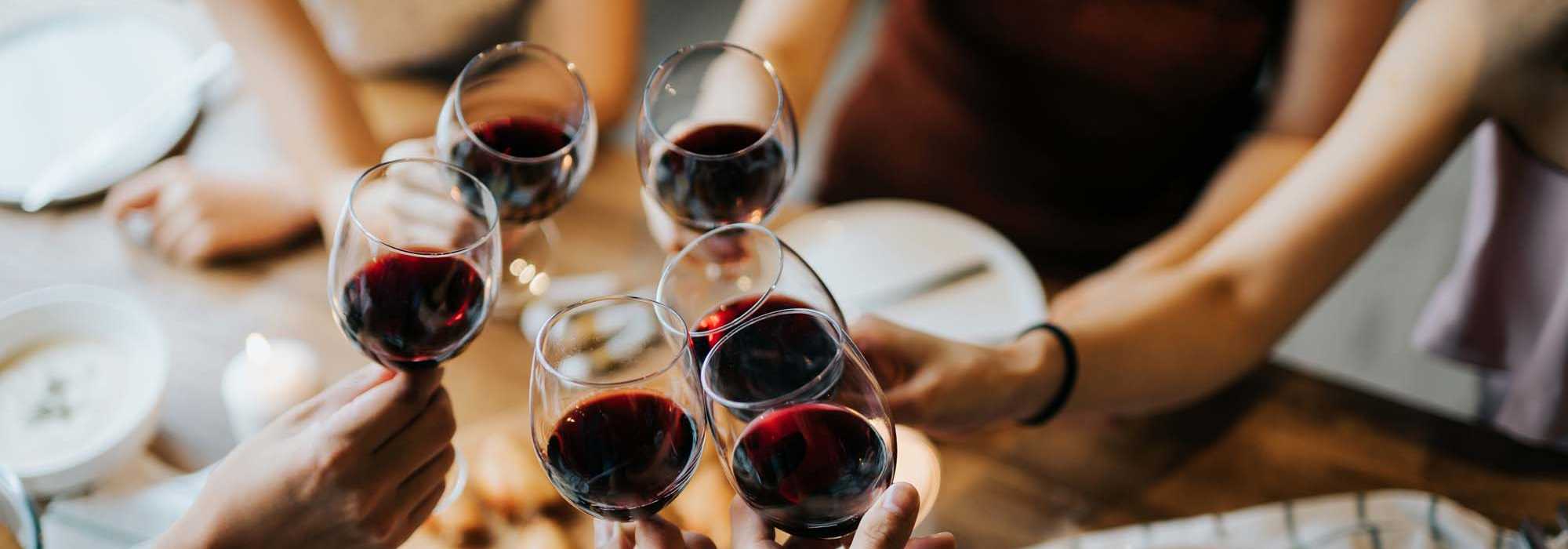 Neighborhood at Peachtree Apartments in Chesterfield, Missouri 