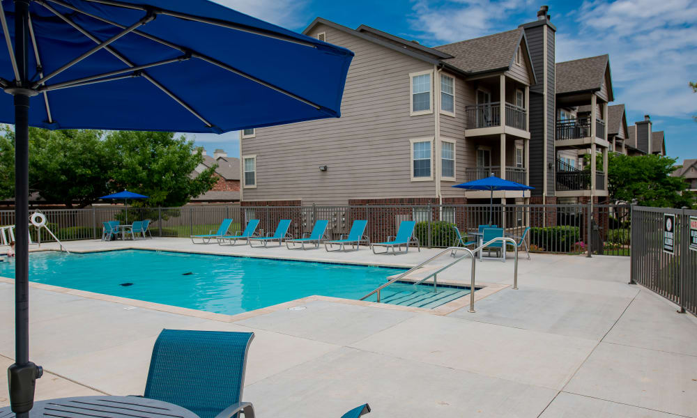 The pool at Crown Pointe Apartments in Oklahoma City, Oklahoma
