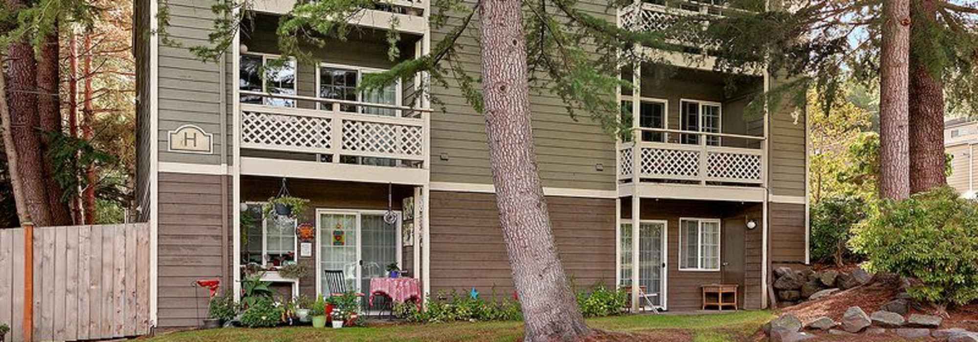 Apply online at Delridge Crossing in Seattle, Washington