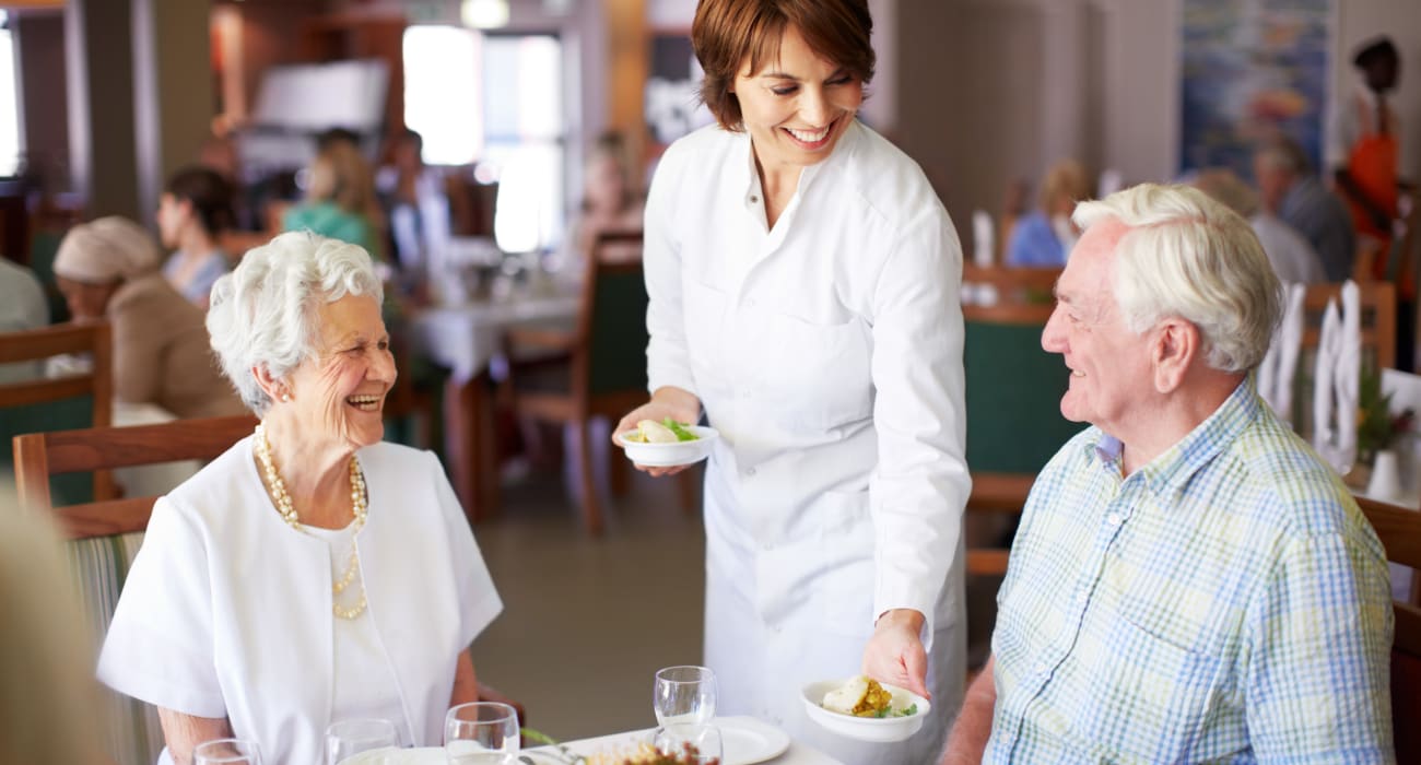 Residents enjoying a meal at Merrill Gardens at Glen Mills in Glen Mills, Pennsylvania. 