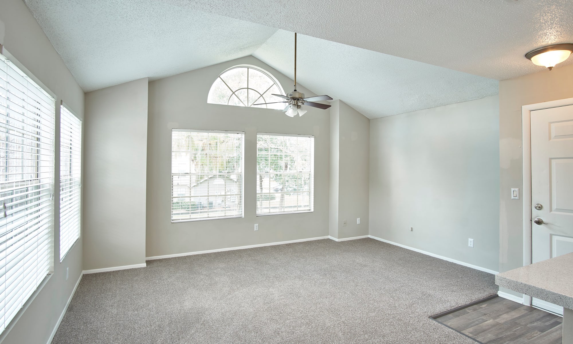 Avenue @Creekbridge apartment homes in Brandon, Florida