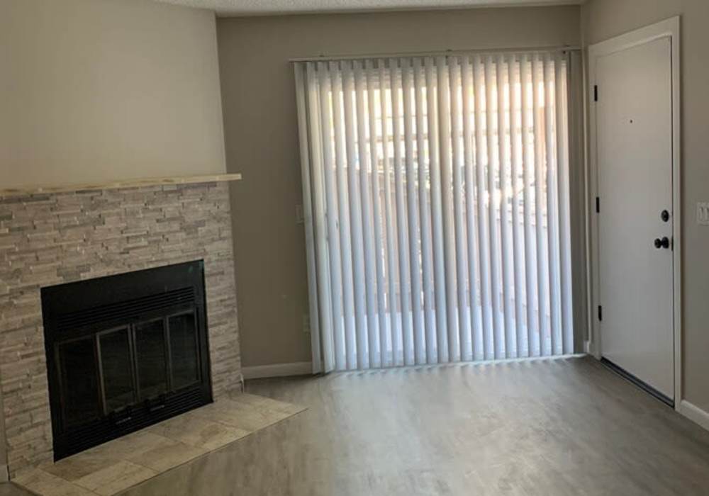 Way to patio access at Oak Hill in Escondido, California