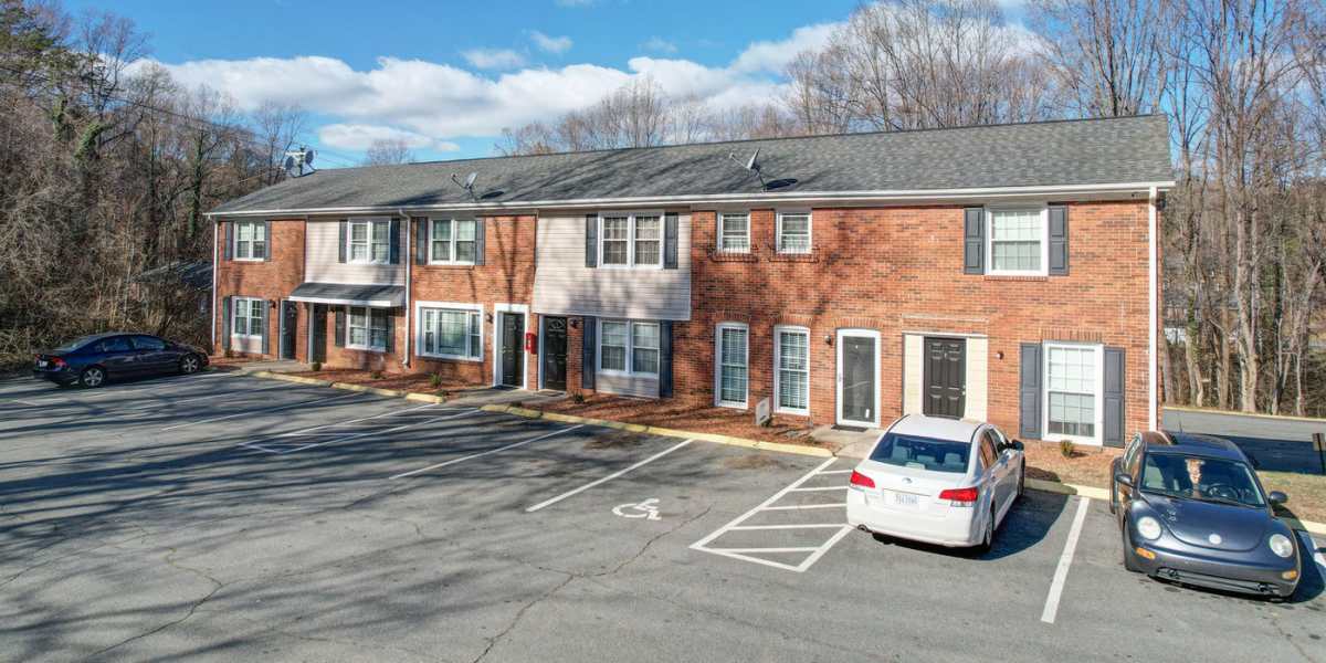 Apartment building exterior at The Manor Townhomes in Winston -Salem, North Carolina