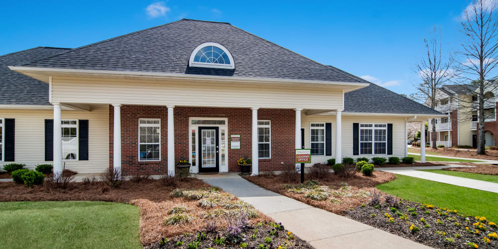Exterior photo of Ten68 West in Dallas, Georgia