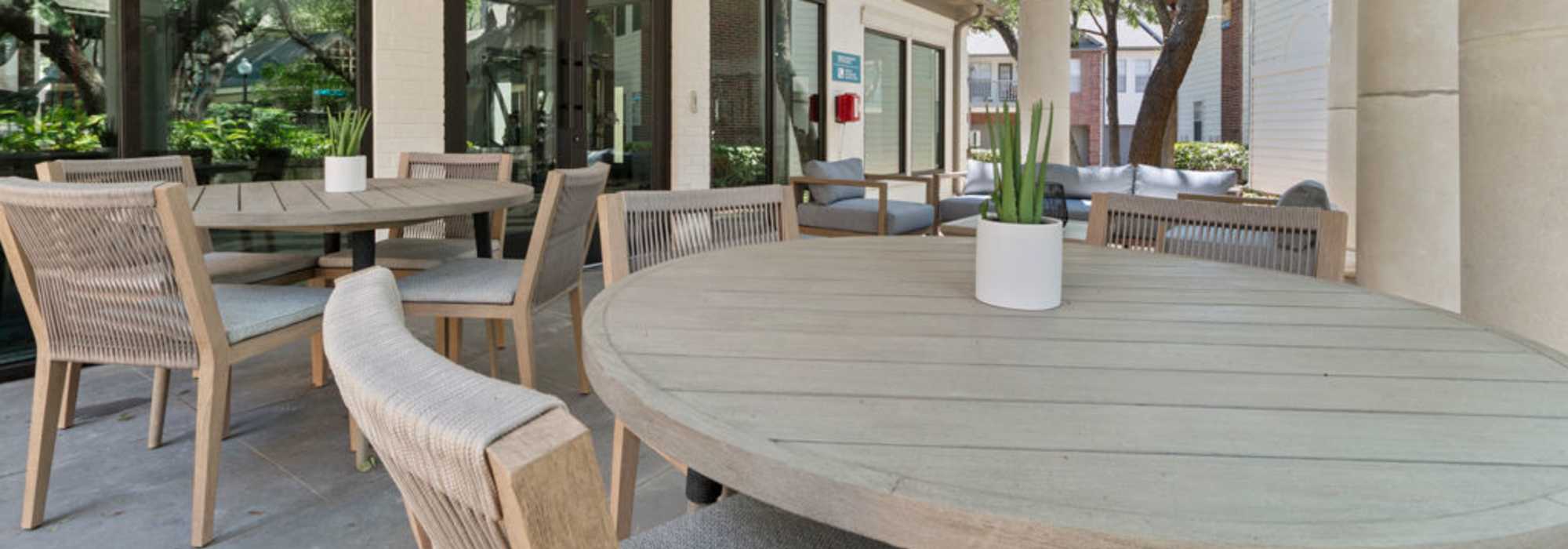 Schedule a Tour at Charleston in San Antonio, Texas 