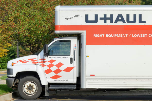 Family using a moving truck from Midgard Self Storage in Cashiers, North Carolina