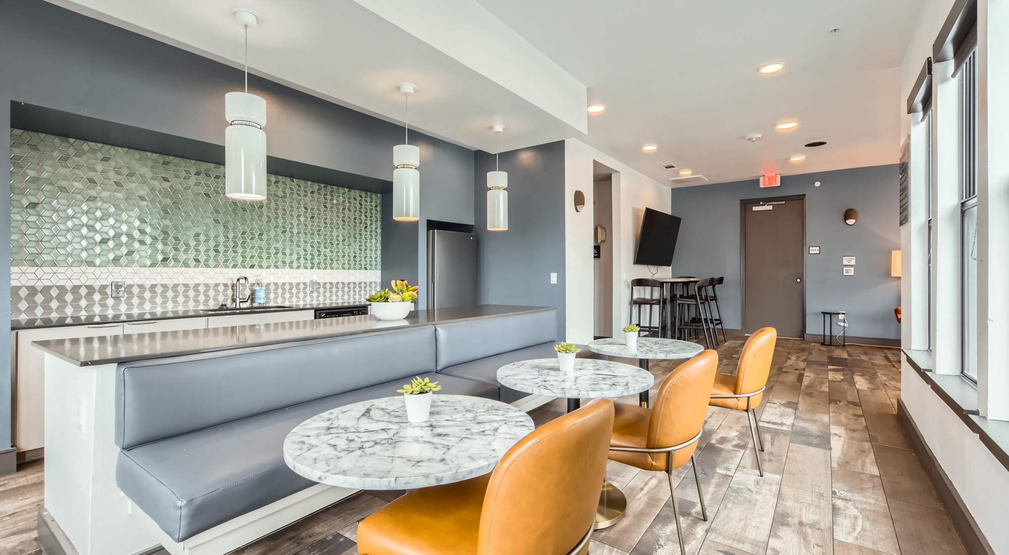 Sky Lounge Amenities | Factory Design District in Dallas, Texas 