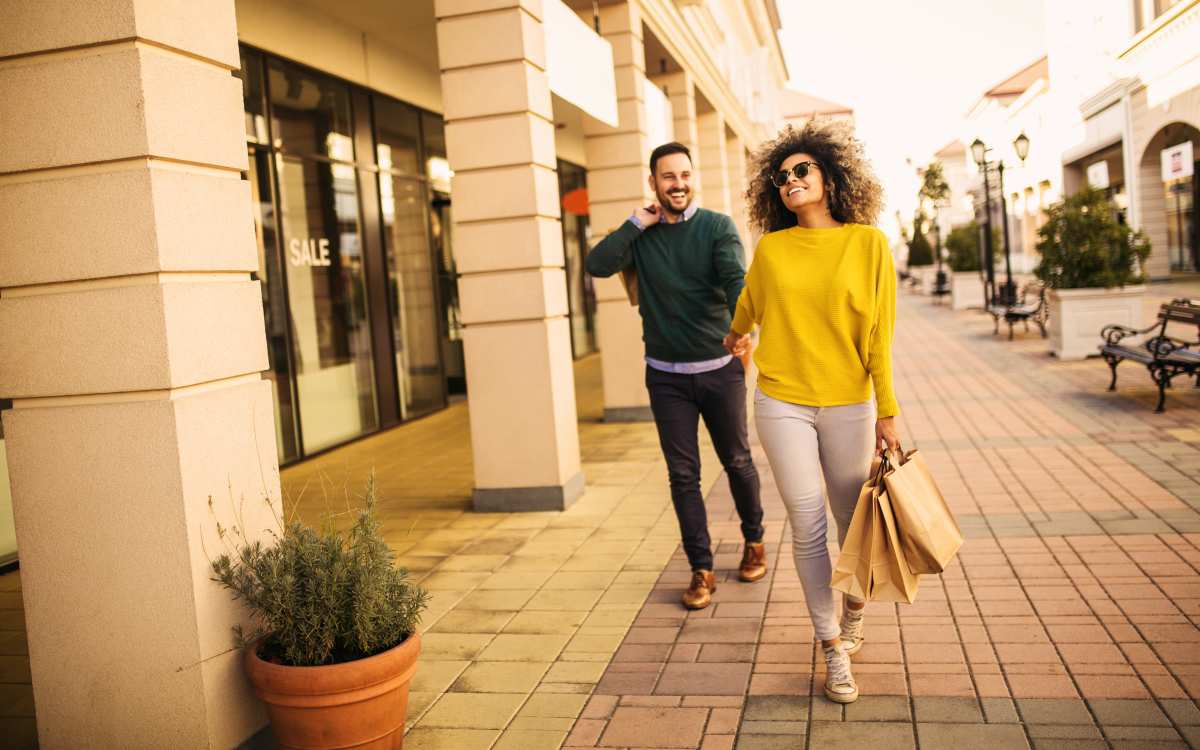 Residents shopping near Sea Wind Apartments in Anaheim, California