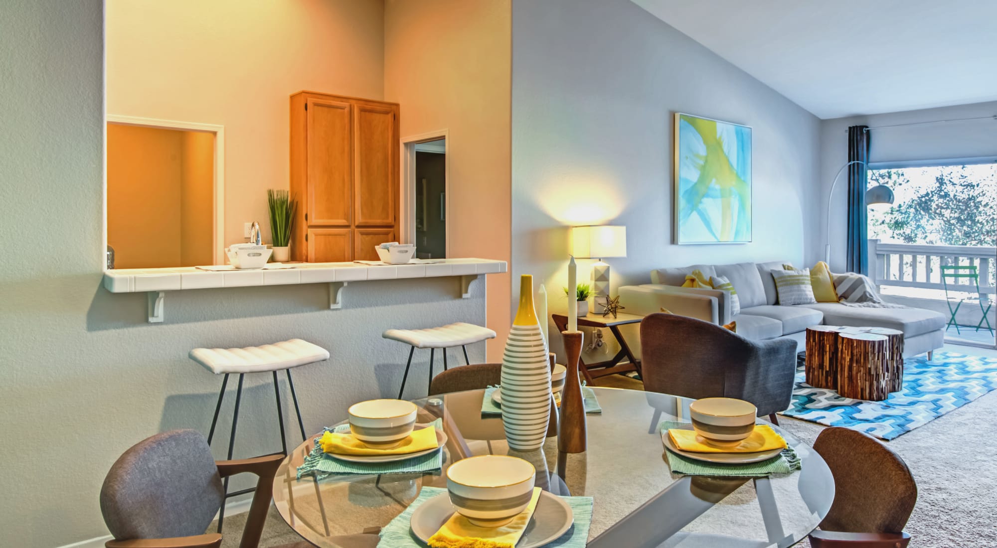 Apply to live at Sofi Canyon Hills in San Diego, California