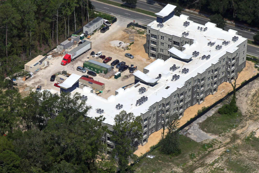 An apartment with greenery at Williston Pointe in Gainesville,Florida