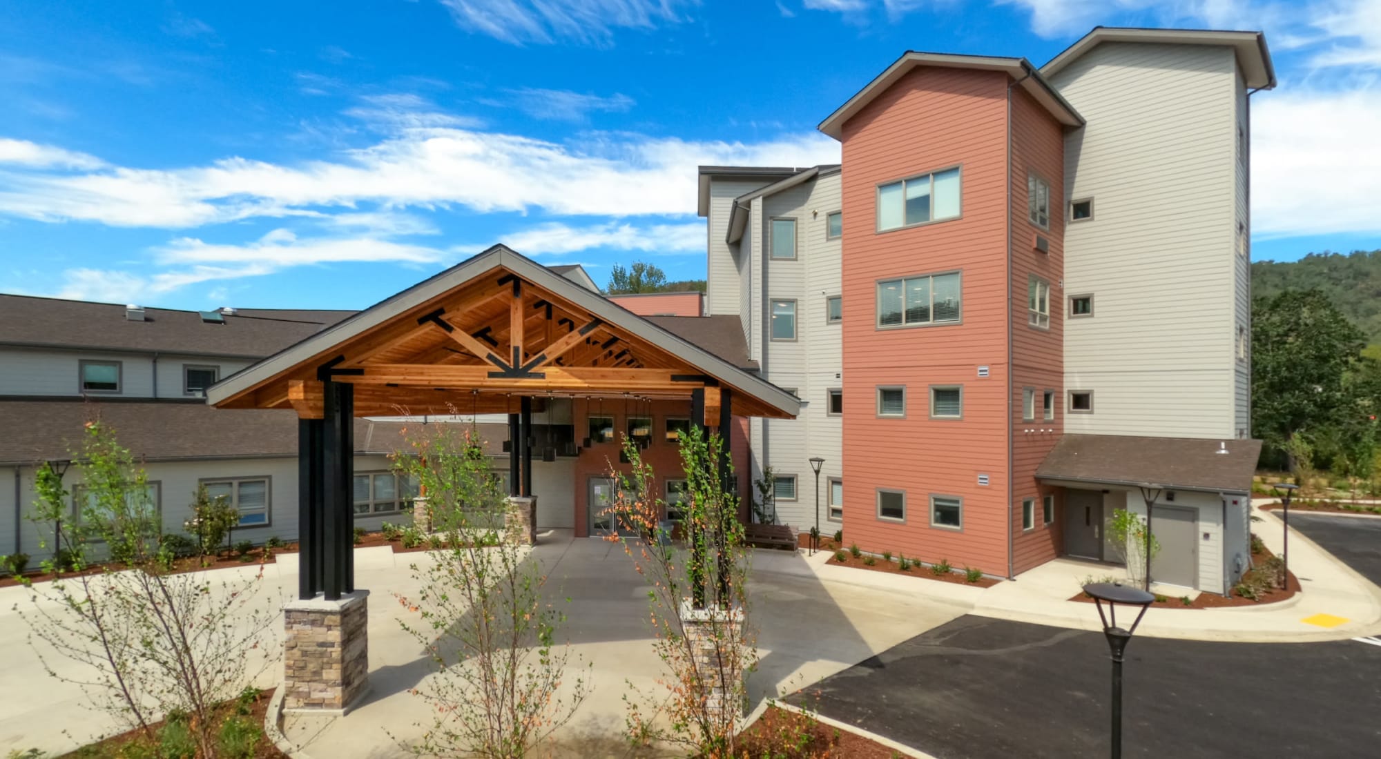 Senior living at The Landing a Senior Living Community in Roseburg, Oregon