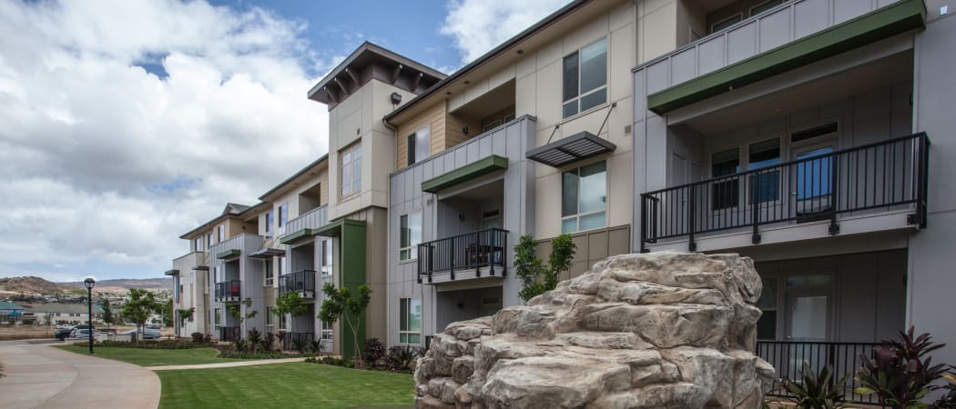 Exterior view of resident buildings at Kapolei Lofts in Kapolei, HI