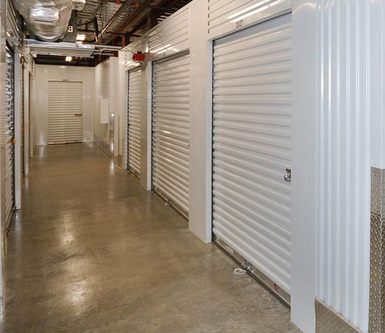 Atlanta, GA Storage Features Space Shop Self Storage