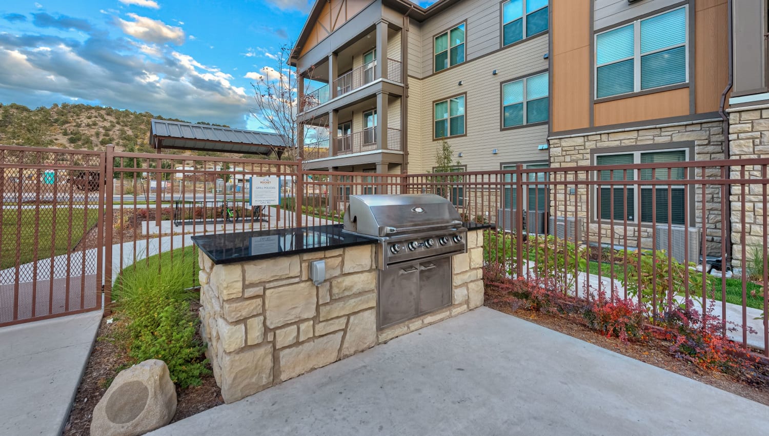 Barbecue and grilling station at Rocket Pointe in Durango, Colorado