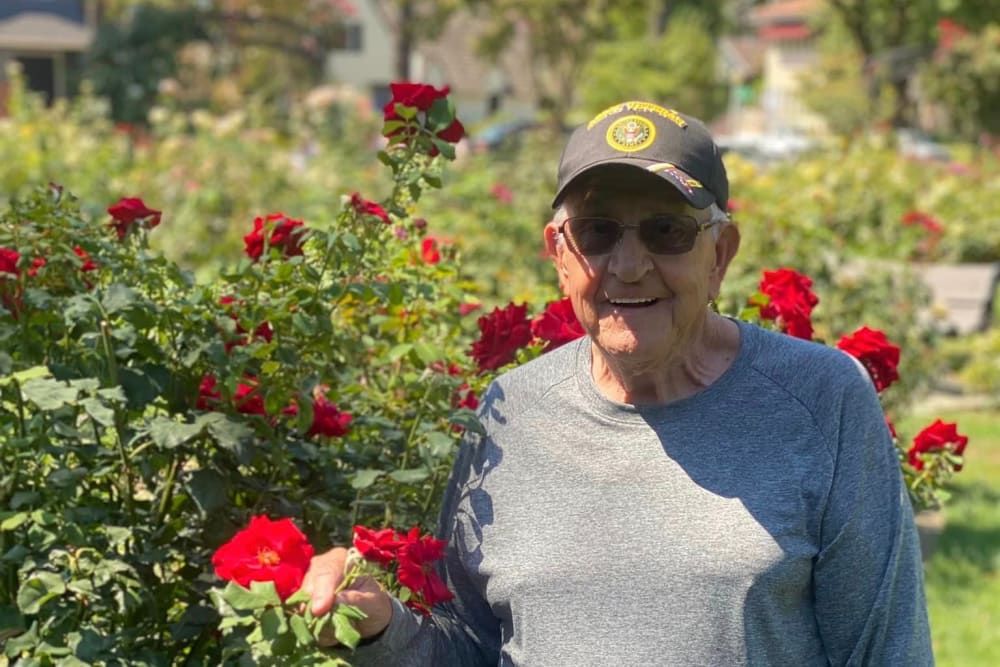 Resident outing to park at Lodi Commons Senior Living in Lodi, California