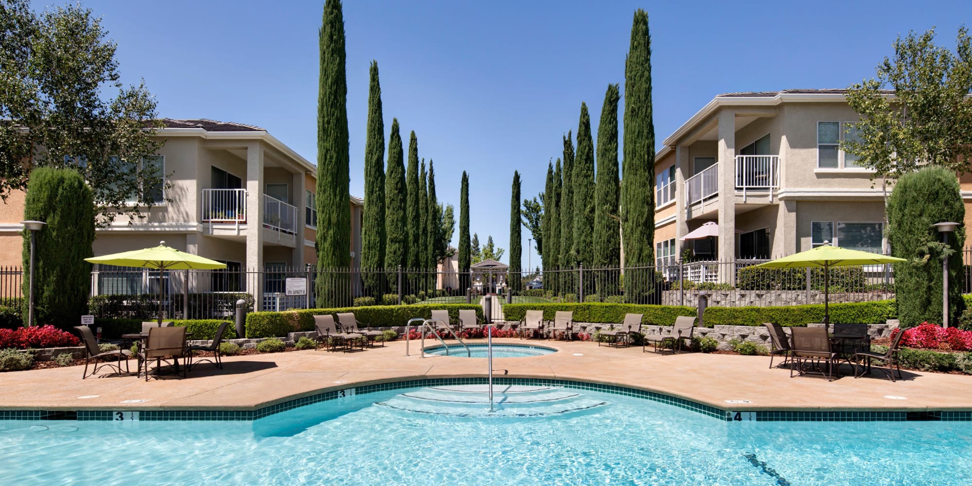 Folsom, California, apartments at Iron Point at Prairie Oaks