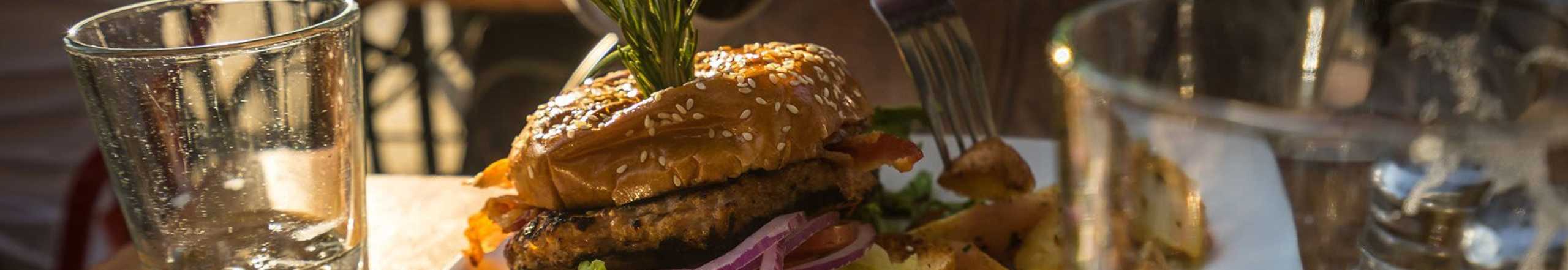 Location | Kensington Court in Lakeville, Massachusetts