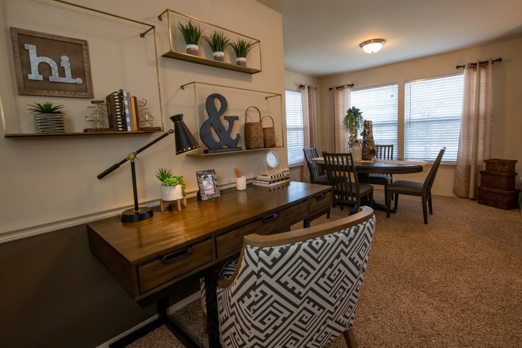 Office and dining nook at Park at Mission Hills in Broken Arrow, Oklahoma