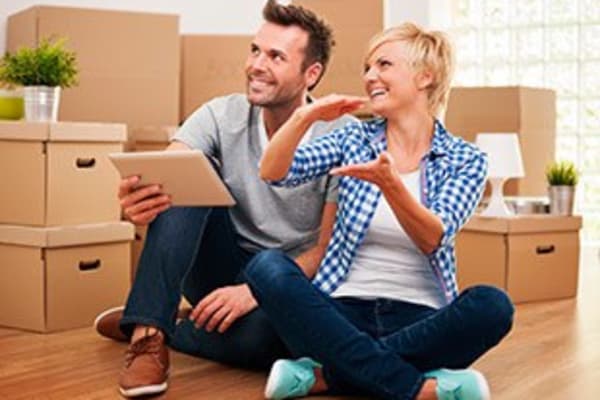 Couple preparing to move possessions to Fremont Heated Storage in Seattle, Washington