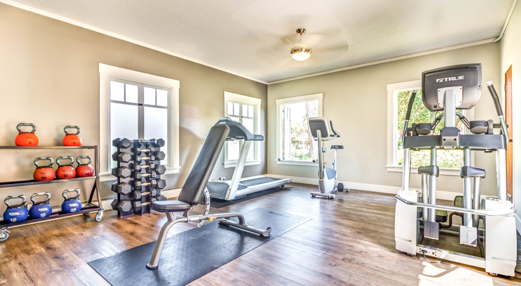 Amenities at The Landmark Apartment Homes in Sunnyvale, California