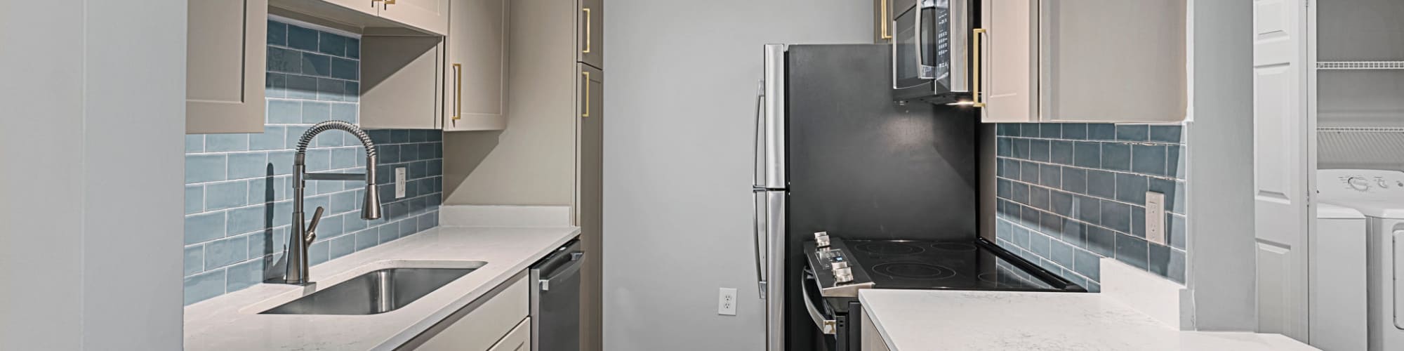 Apply | Rock Creek At Ballantyne in Charlotte, North Carolina