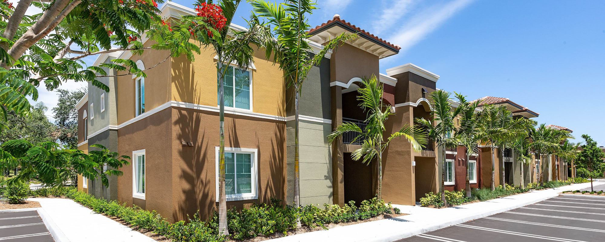 Photos of Quantum Lake Villas Apartments in Boynton Beach, Florida