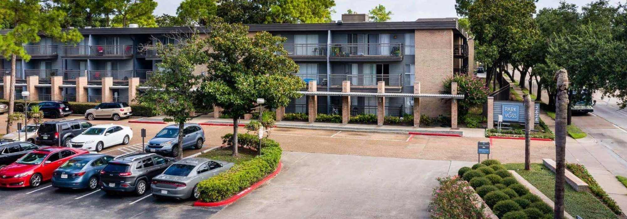Community Amenities at Star Voss Apartments in Houston, Texas 