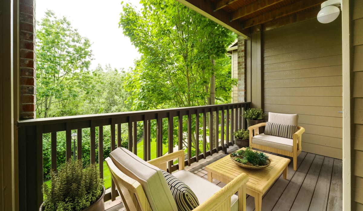 Studio, 1, 2 & 3 Bedroom Apartments in Bedford Heights, OH