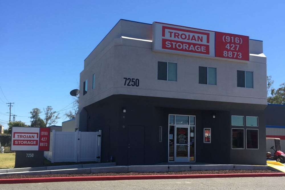 Self Storage Sacramento, California near Parkway Trojan Storage