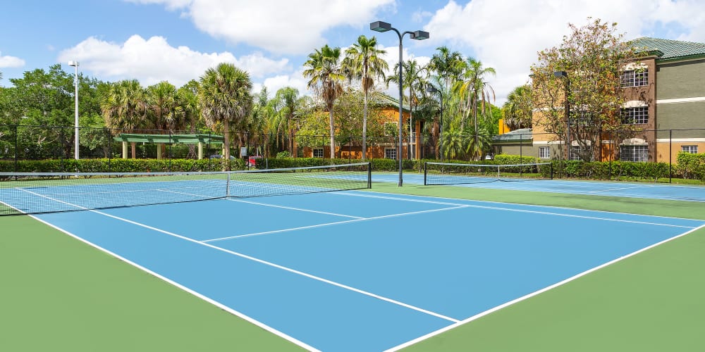 Tennis courts at Weston Place Apartments in Weston, Florida