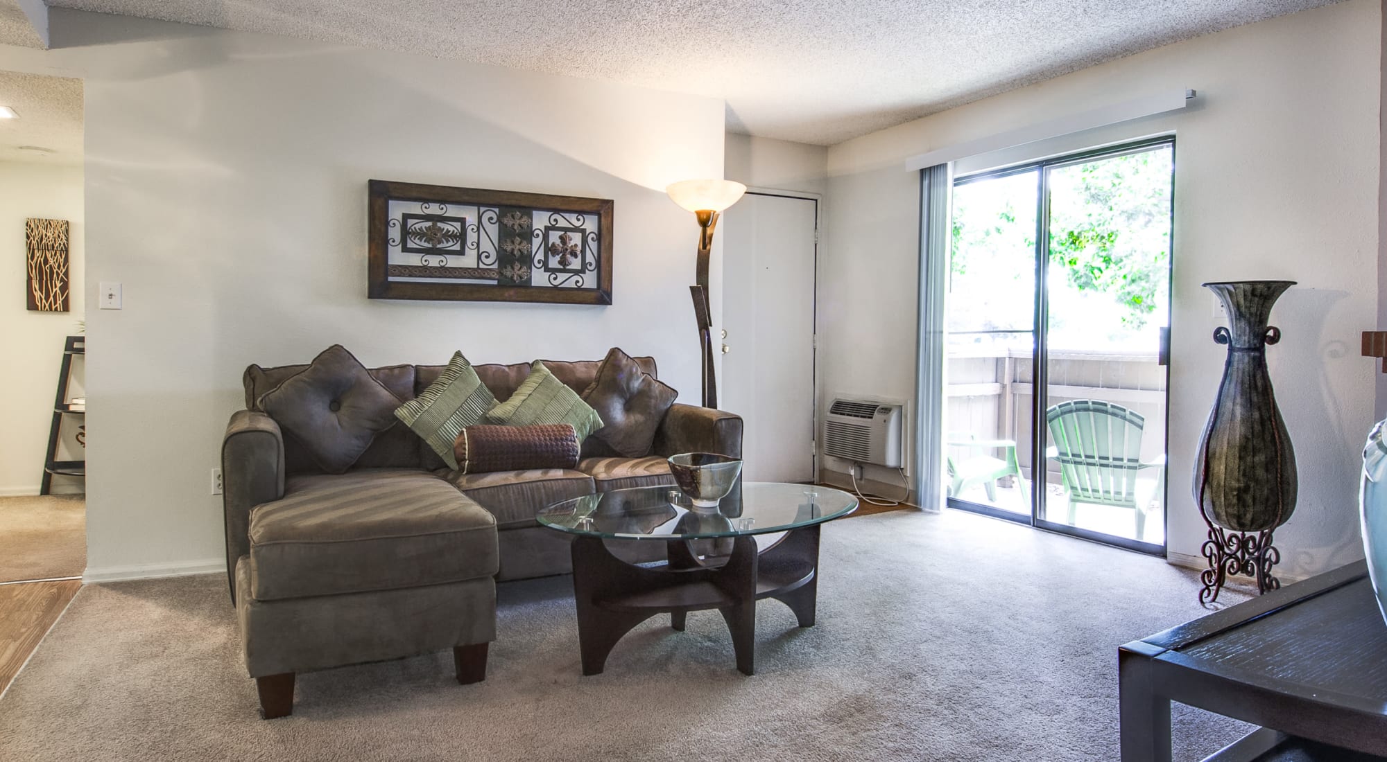 1 & 2 Bedroom Apartments for Rent in Denver, CO