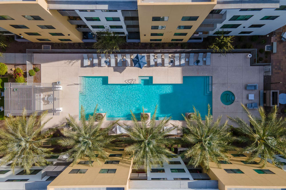 View the amenities at Cactus Forty-2 in Phoenix, Arizona