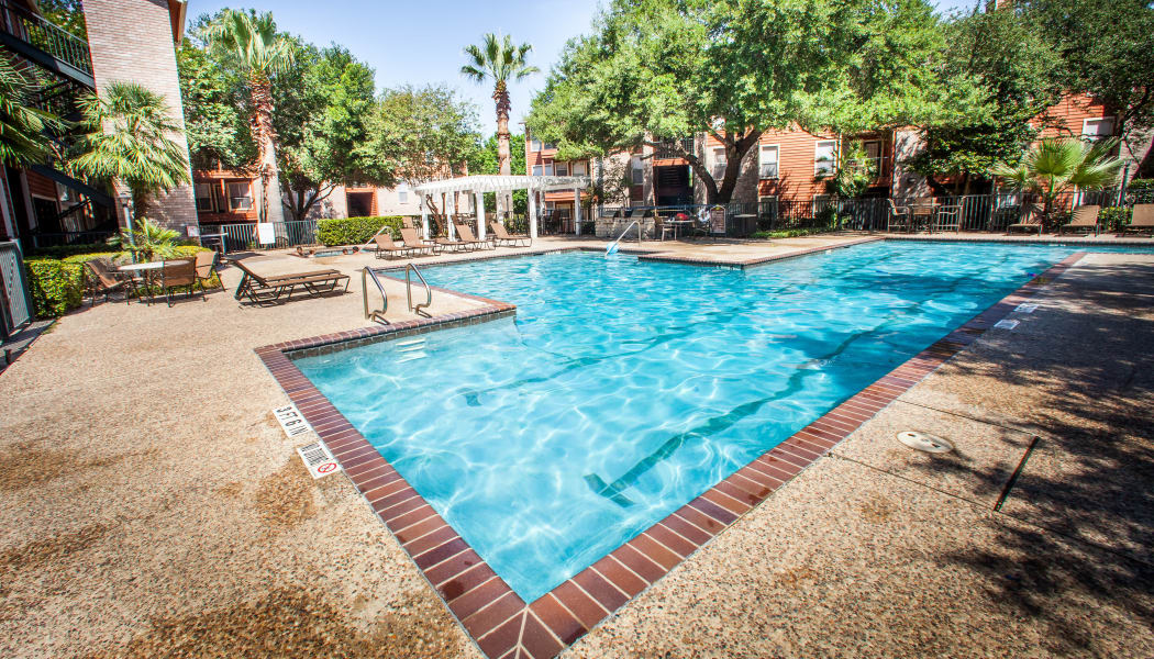 Swimming pool area at Ashley Oaks in San Antonio, Texas