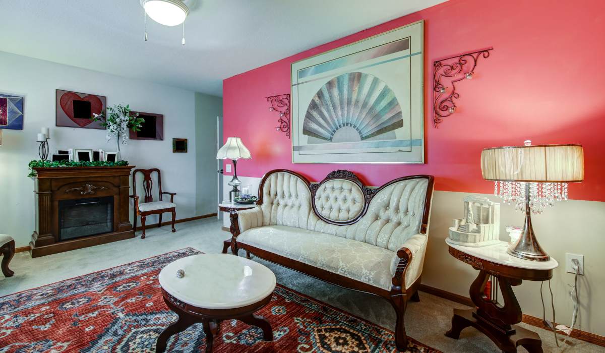 Community lounge at Oak Hollow in Summerville, South Carolina
