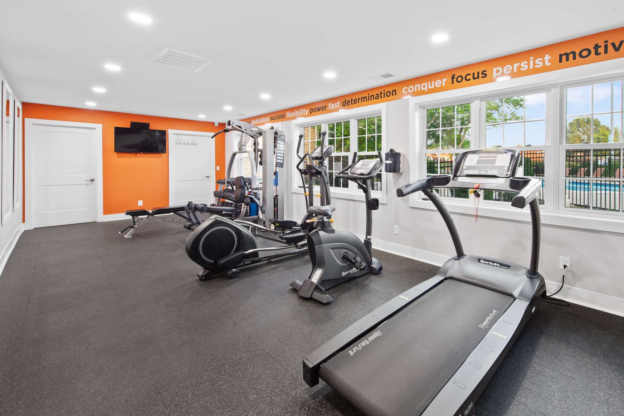 Fitness Center with Cardio Eqipment at Fox Pointe in Hi-Nella, New Jersey