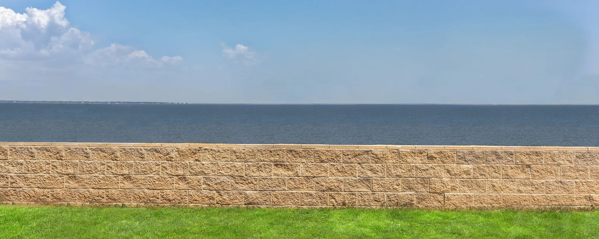 Pensacola, Florida, apartments at The Overlook at Pensacola Bay