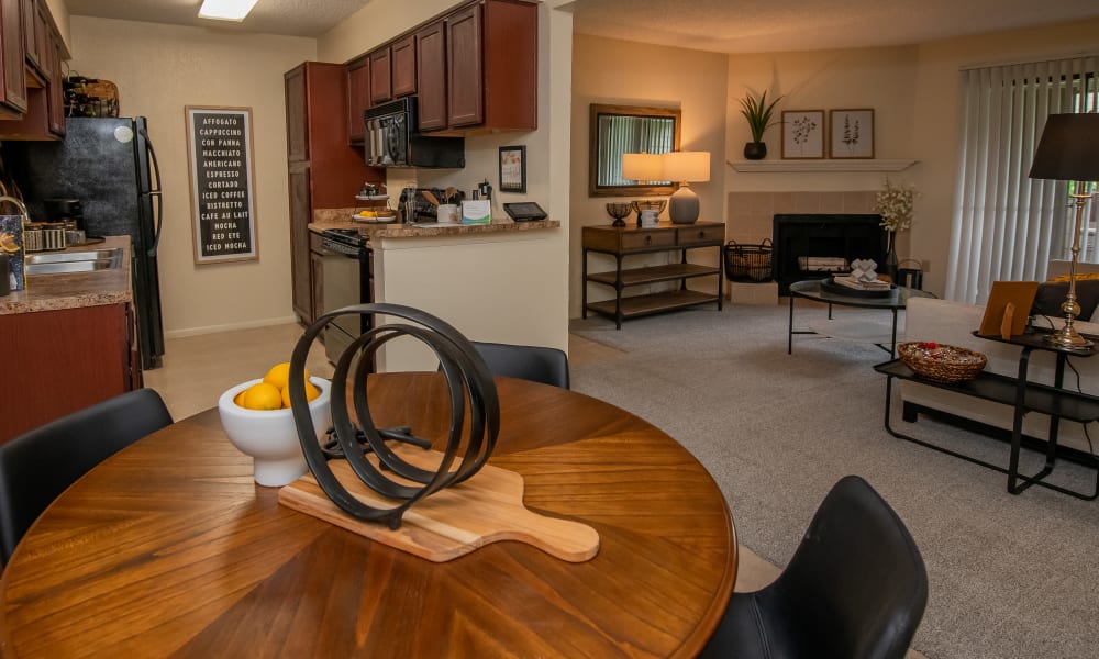 Dining room at Sugarberry Apartments in Tulsa, Oklahoma