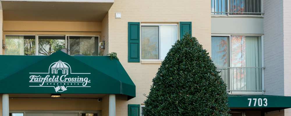 Front of building Fairfield Crossing Apartments in Falls Church, Virginia