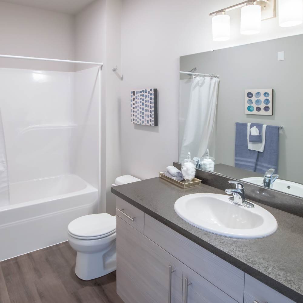 Bathroom with bathtub at Shiloh Commons in Billings, Montana
