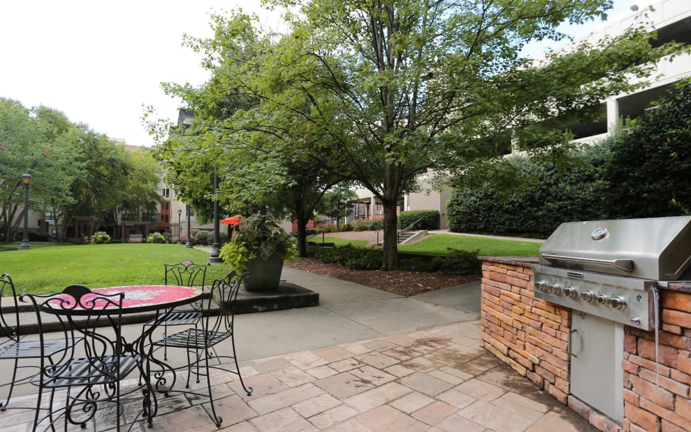 Link to amenities at City Plaza in Atlanta, Georgia
