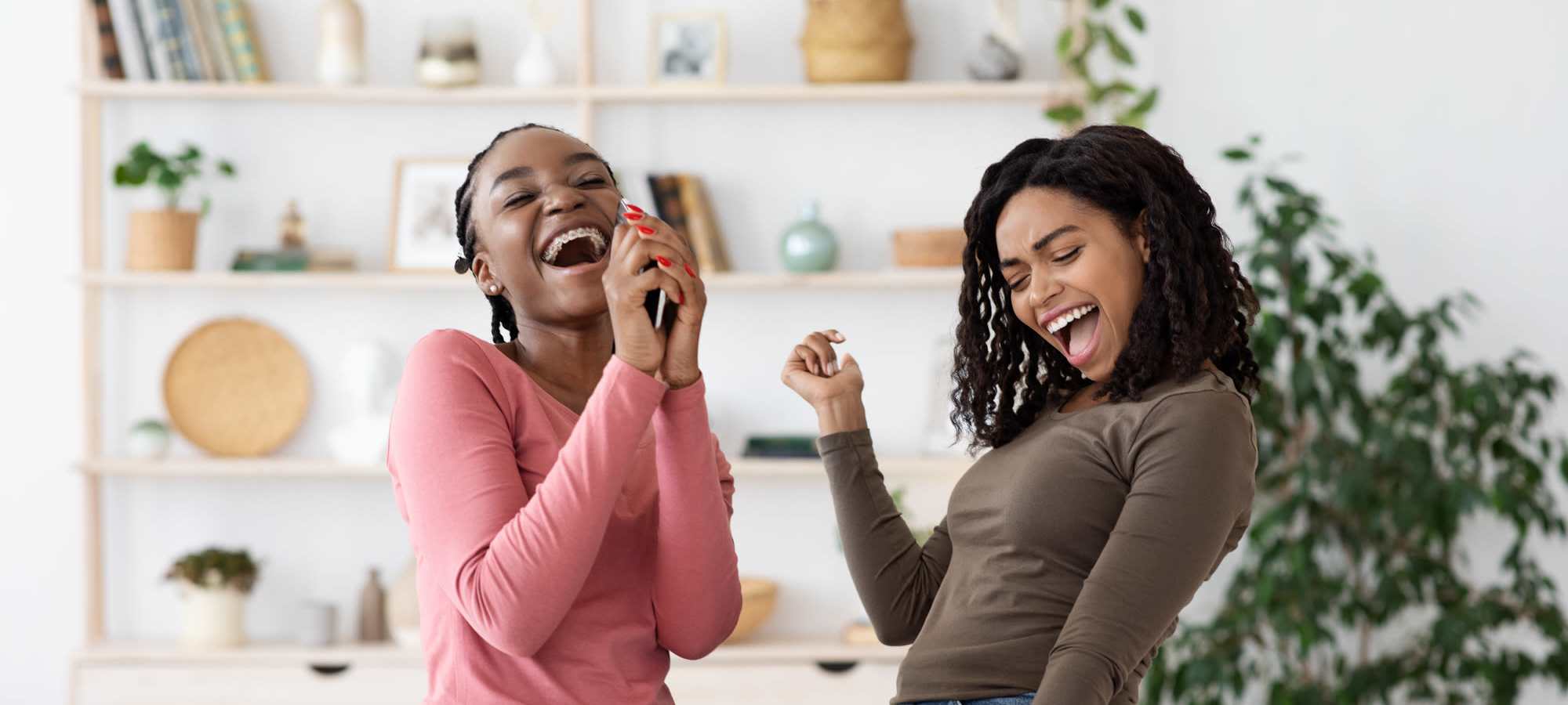 Residents at Carriage House Apartments in Vancouver, Washington   