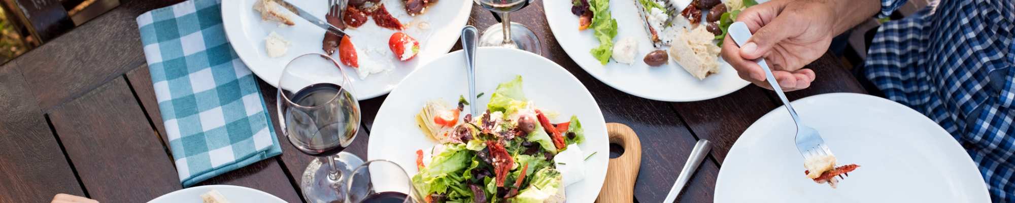 Dining at Keystone Place at Beachwalk in Fort Myers, Florida