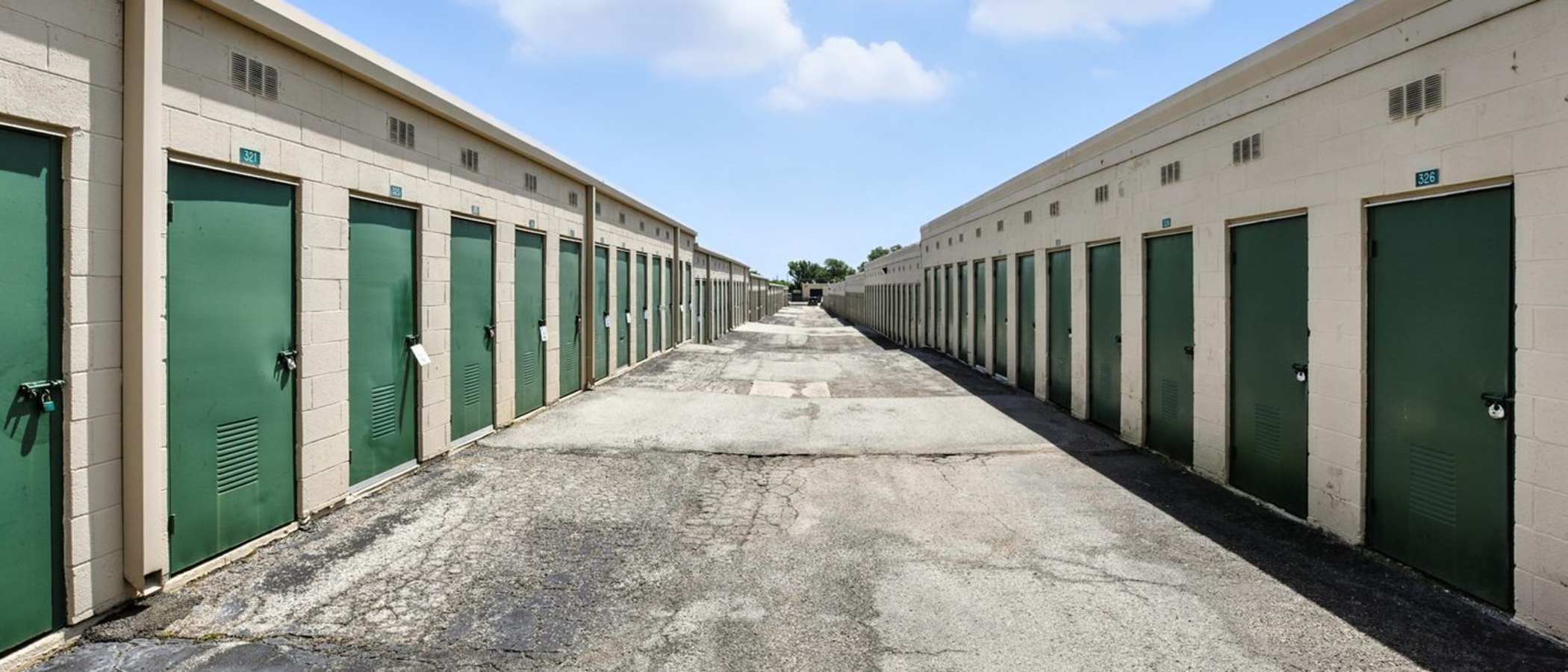 Storage units at Storage Hub - 68th St. in Tulsa, Oklahoma