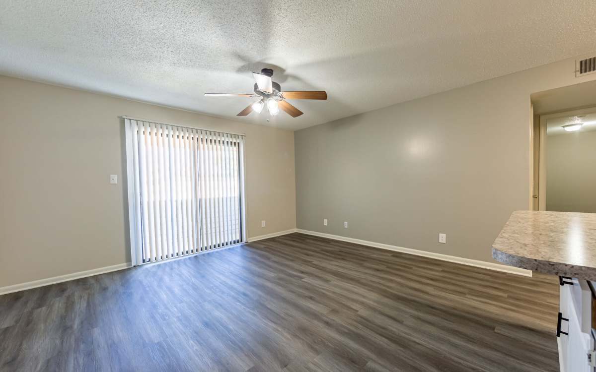 Living room at Ramsey Pines in Fayetteville, North Carolina